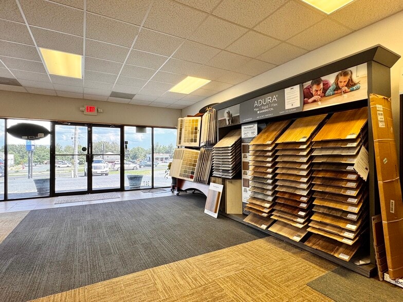 More Photos Of 8707 S Seminole Trl, Ruckersville Freestanding For Sale