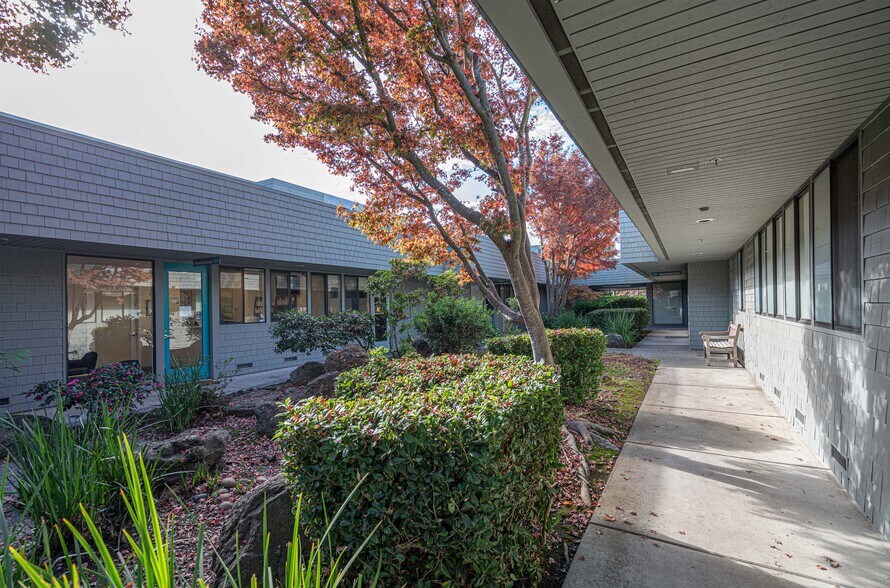More Photos Of 2448 Guerneville Rd, Santa Rosa Medical For Sale