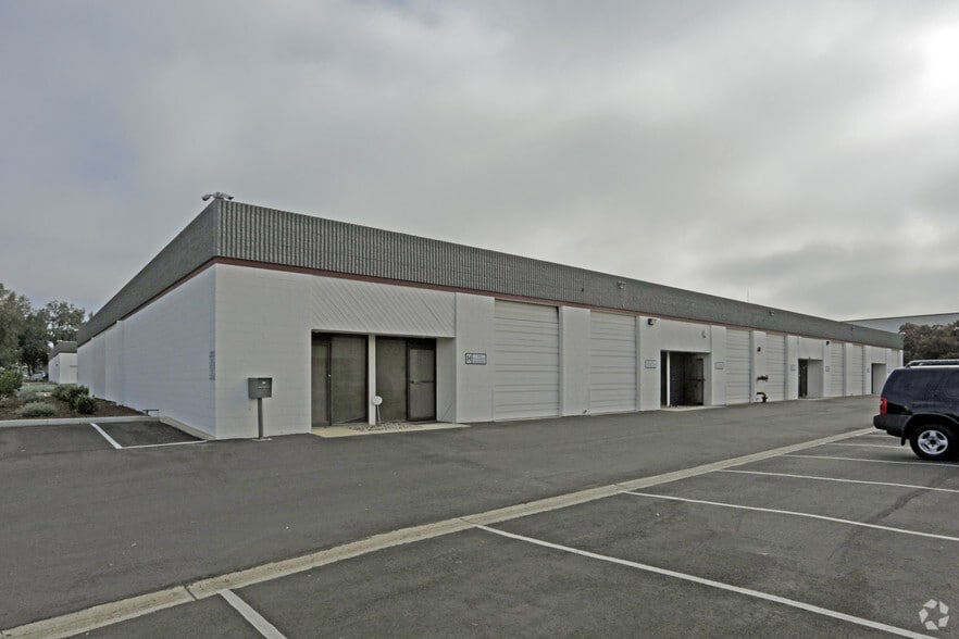 Primary Photo Of 2968 Bunsen Ave, Ventura Manufacturing For Lease