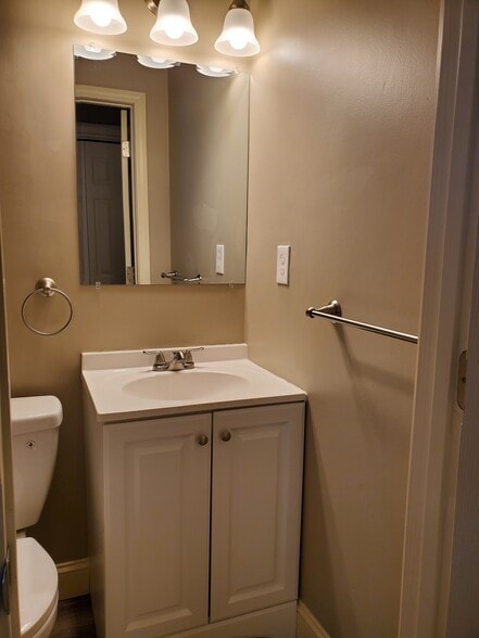 More Photos Of 119 Hanover St, Manchester Apartments For Sale