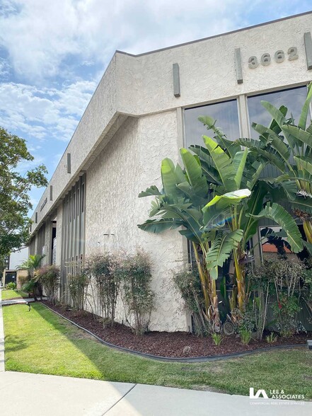 More Photos Of 3662 Katella Ave, Los Alamitos Medical For Lease