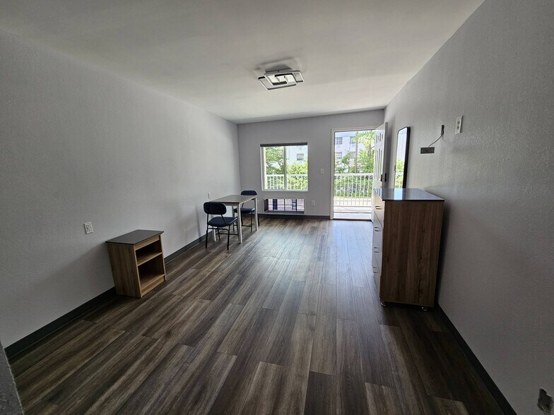 More Photos Of 1113 9th Ave SW, Bessemer Apartments For Sale