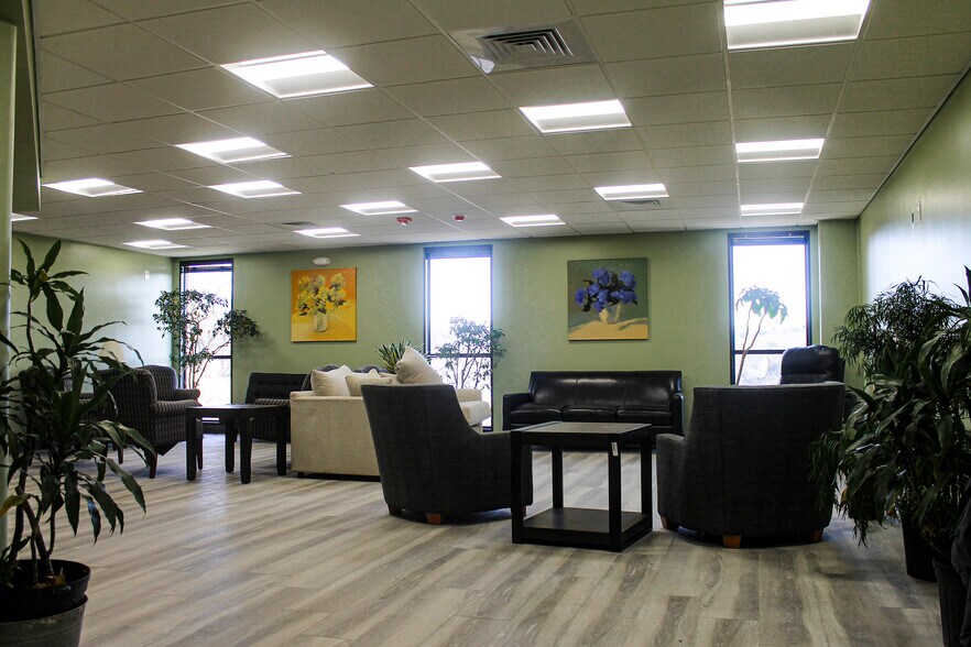 425 Lake Ave N, Worcester, MA 01605 Medical Office For Lease