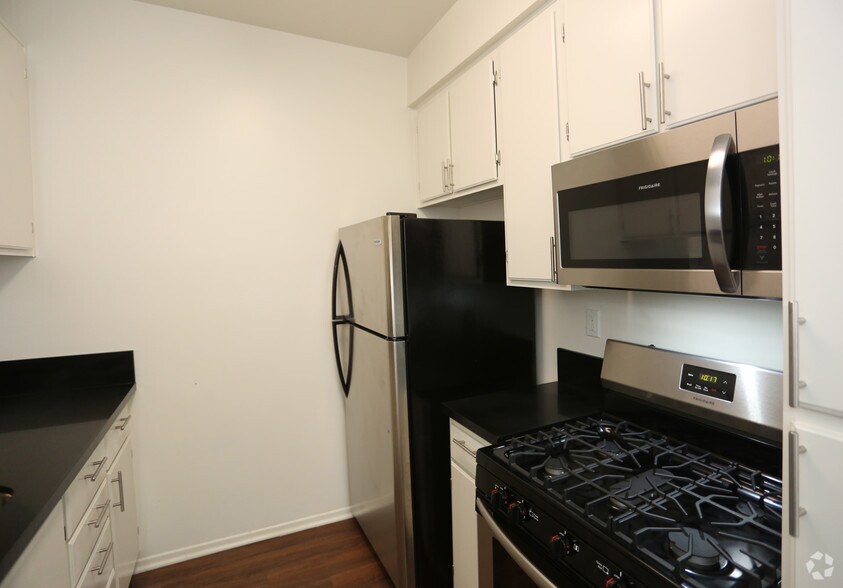 More Photos Of 401 S La Fayette Park Pl, Los Angeles Apartments For Sale