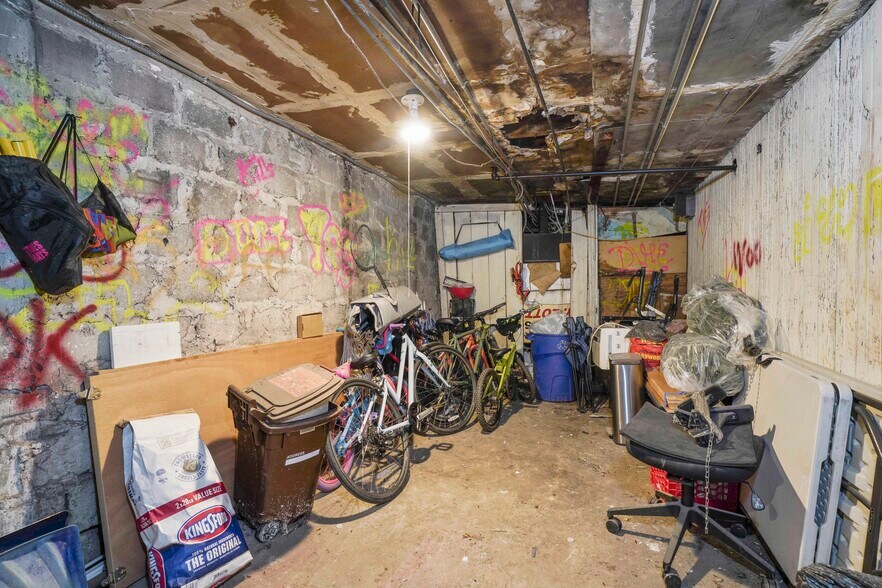 More Photos Of 1890 W 6th St, Brooklyn Storefront Retail Residential For Sale