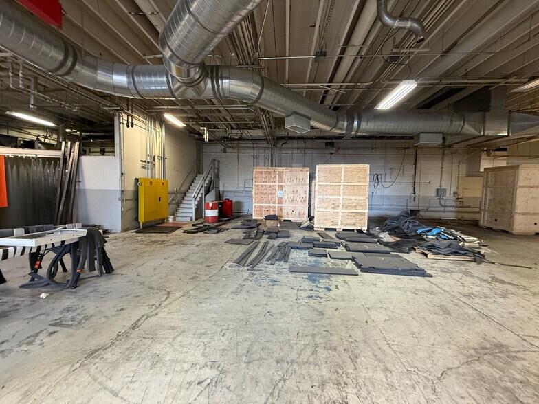 More Photos Of 1754 W 500 S, Salt Lake City Manufacturing For Lease