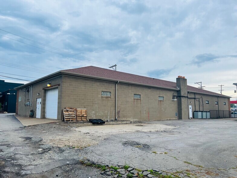 More Photos Of 2681 Brodhead Rd, Aliquippa Freestanding For Sale