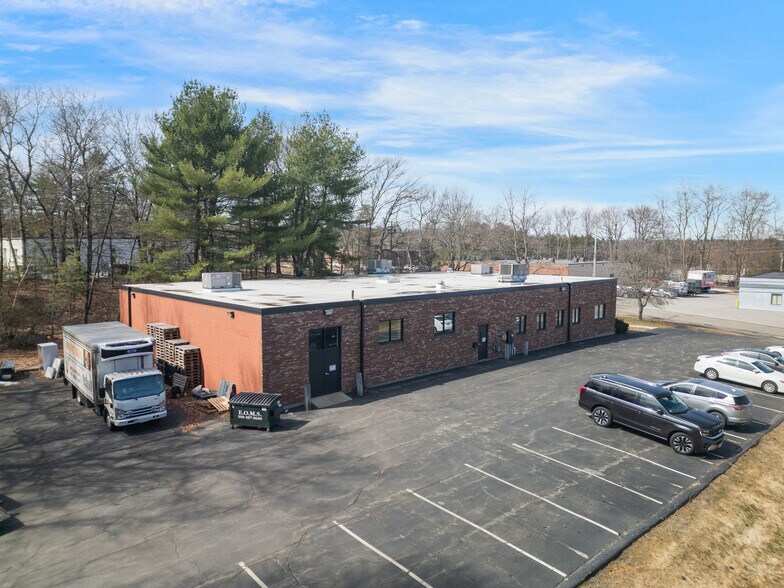 More Photos Of 2 Executive Park Dr, North Billerica Warehouse For Sale