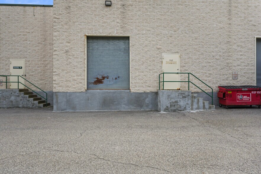 More Photos Of 242 Route 117 Bypass Road, Bedford Hills Freestanding For Lease