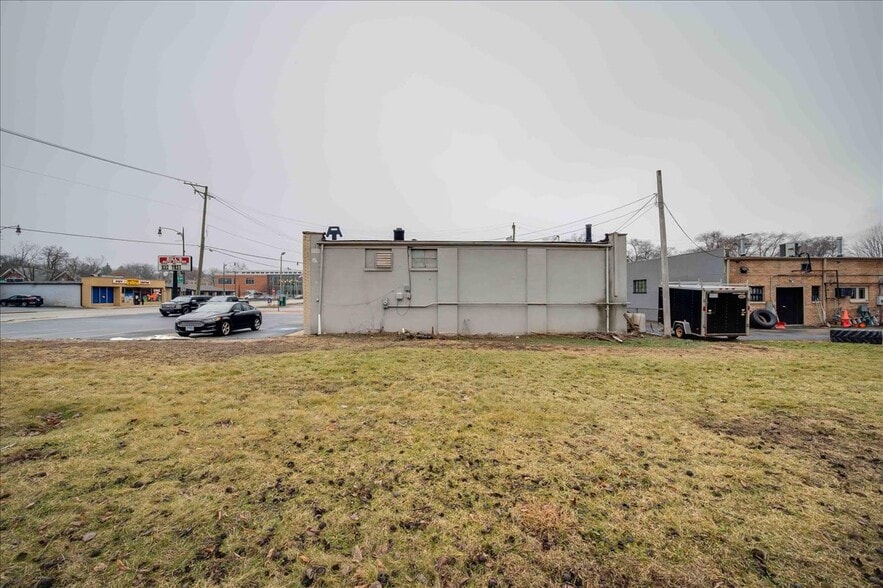 More Photos Of 324 S Main St, Lombard Land For Sale