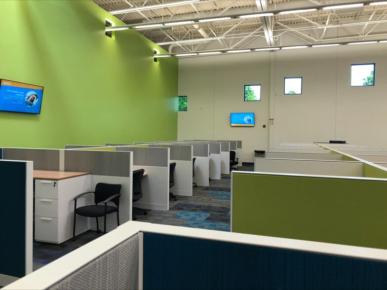 More Photos Of 119 Cane Creek Blvd, Danville Telecom Hotel Data Hosting For Lease