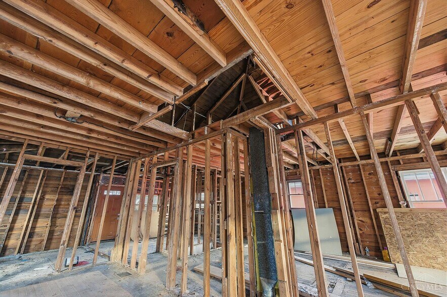 More Photos Of 536 Old State Route 74, Cincinnati Storefront Retail Residential For Sale