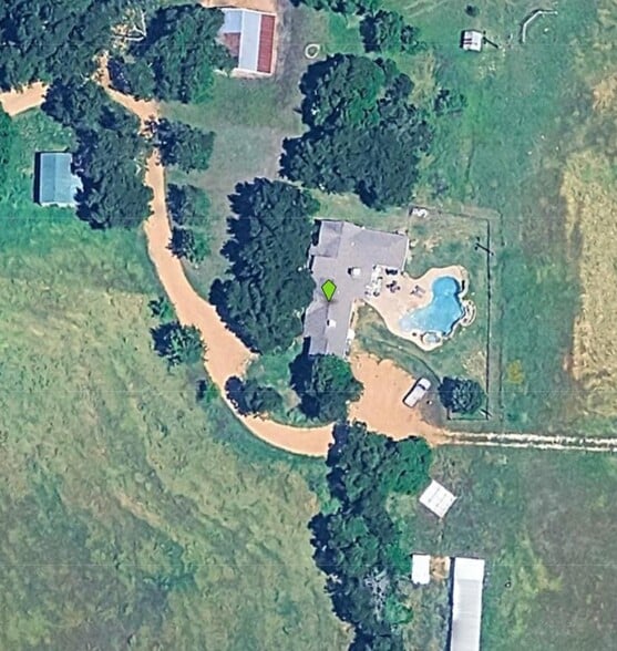 More Photos Of 5518 County Road 126, McKinney Office Residential For Lease