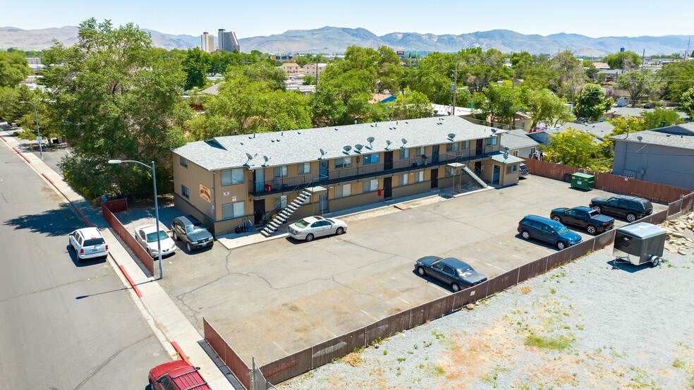 More Photos Of 2555 G St, Sparks Apartments For Sale