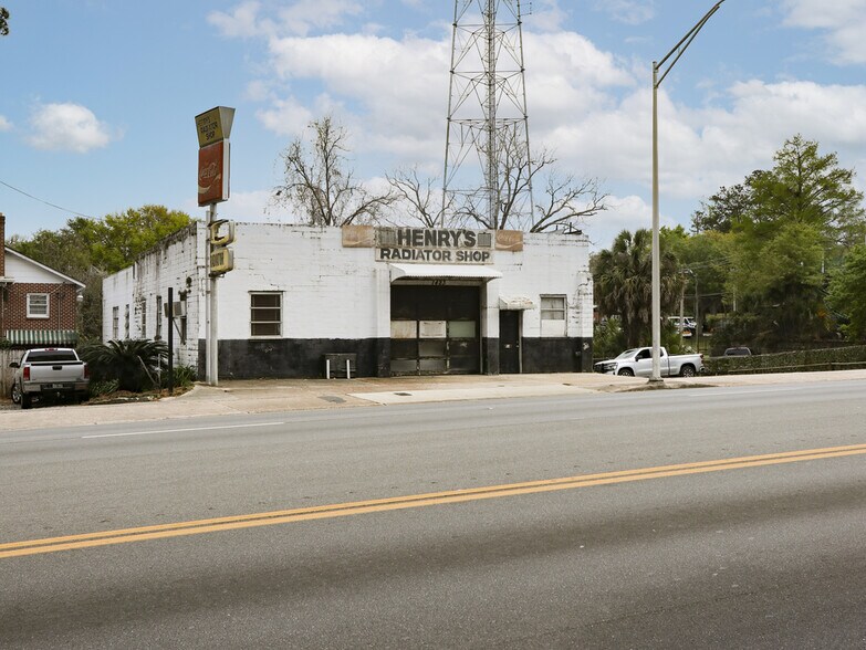 More Photos Of 1423 N Monroe St, Tallahassee Auto Repair For Sale
