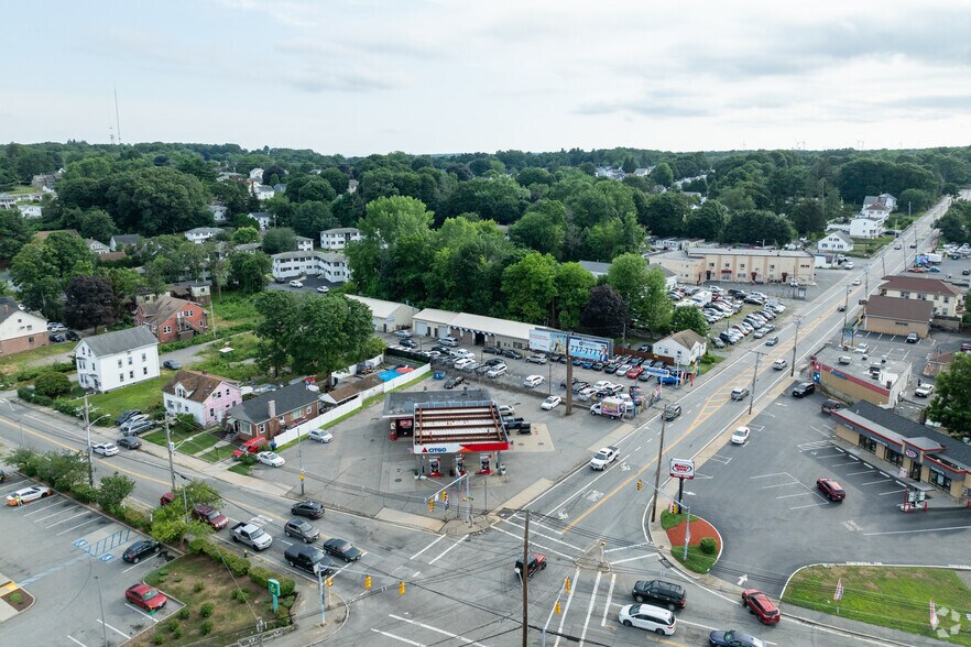 More Photos Of Hartford, Providence Auto Repair For Sale