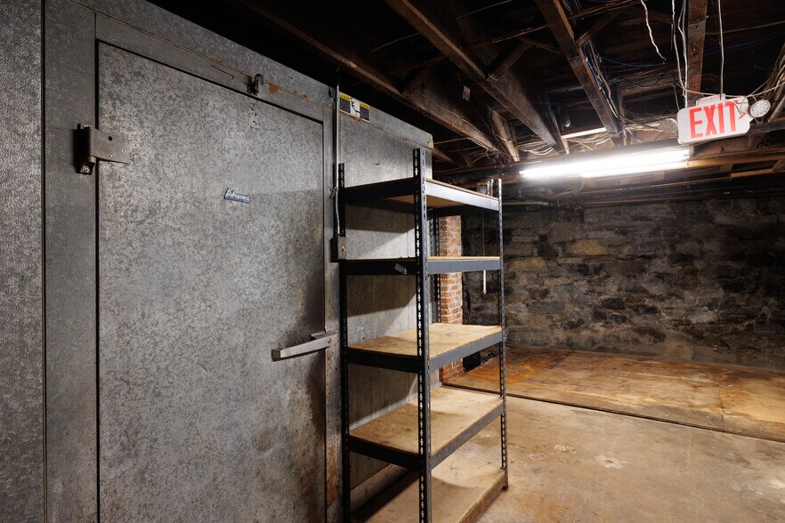 More Photos Of 42 Railroad St, Great Barrington Storefront Retail Office For Lease