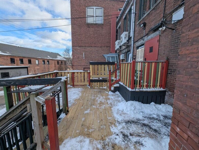 More Photos Of 36-38 Opera House Sq, Claremont Restaurant For Sale