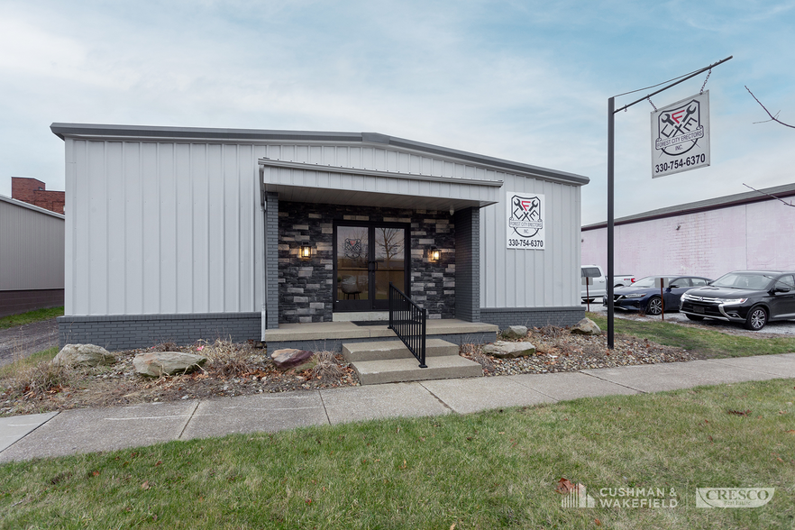 Primary Photo Of 945 Mckinley Ave SW, Canton Manufacturing For Sale