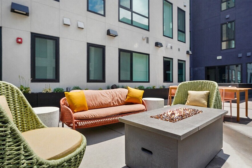 More Photos Of 1040 Santa Fe Dr, Denver Apartments For Lease