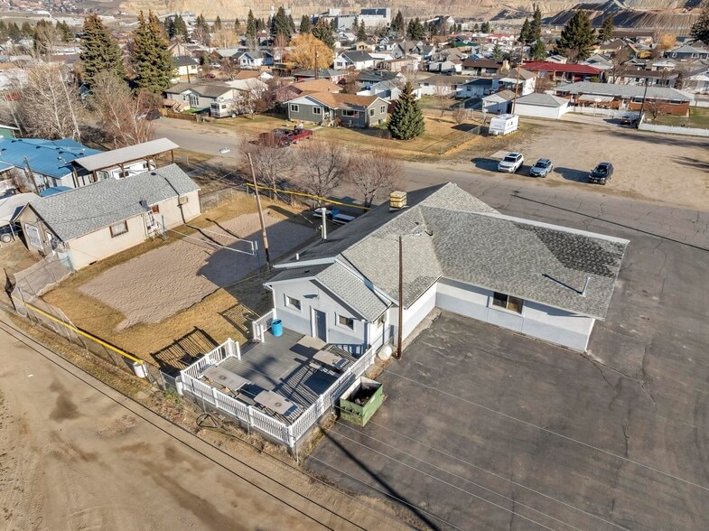 More Photos Of 2740 Elm St, Butte Bar For Sale
