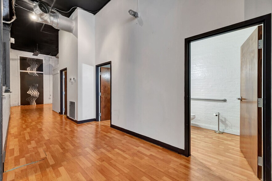 More Photos Of 1008 Race St, Cincinnati Office Residential For Sale