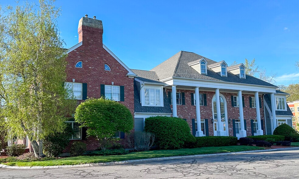 More Photos Of 176 East Main St, Westborough Medical For Lease
