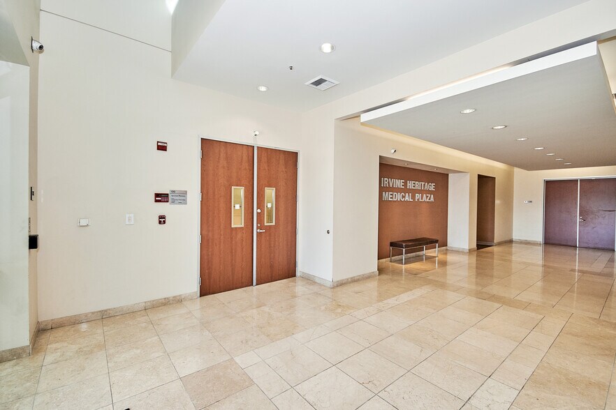 More Photos Of 18 Endeavor, Irvine Medical For Lease