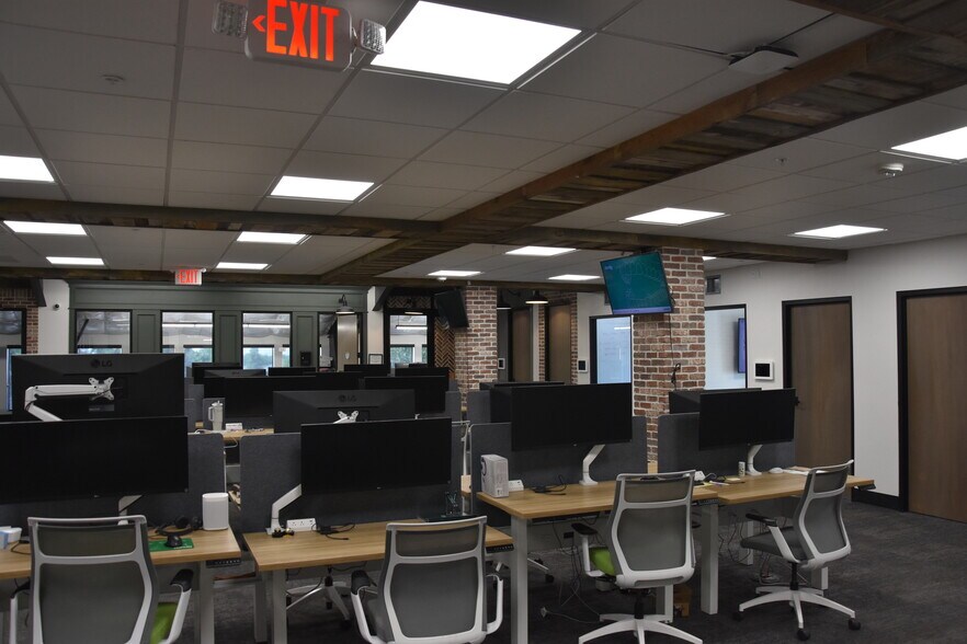 More Photos Of 1320 N 300 W, Lehi Loft Creative Space For Sale