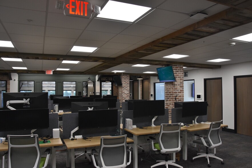 More Photos Of 1320 N 300 W, Lehi Loft Creative Space For Sale
