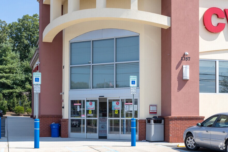 More Photos Of 1357 Route 9, Toms River Drugstore For Sale
