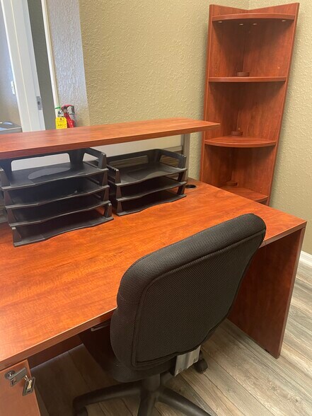 More Photos Of 25074 Olympia Ave, Punta Gorda Medical For Sale