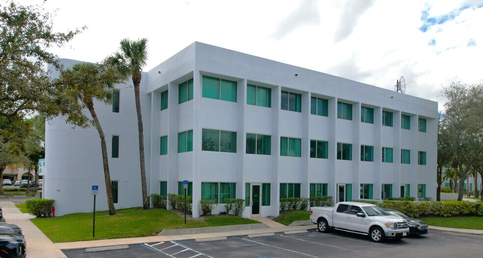 More Photos Of 8895 N Military Trl, Palm Beach Gardens Unknown For Lease