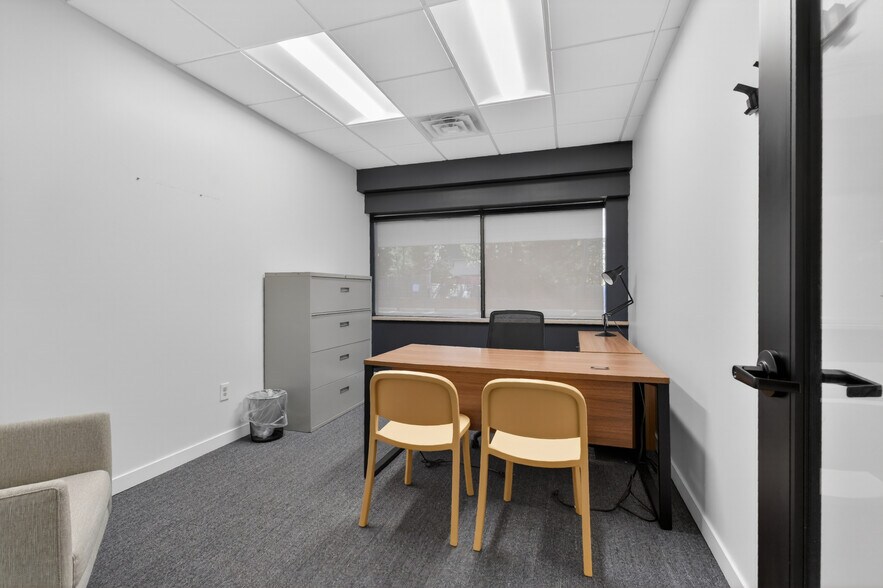 More Photos Of 26622 Woodward Ave, Royal Oak Office For Lease
