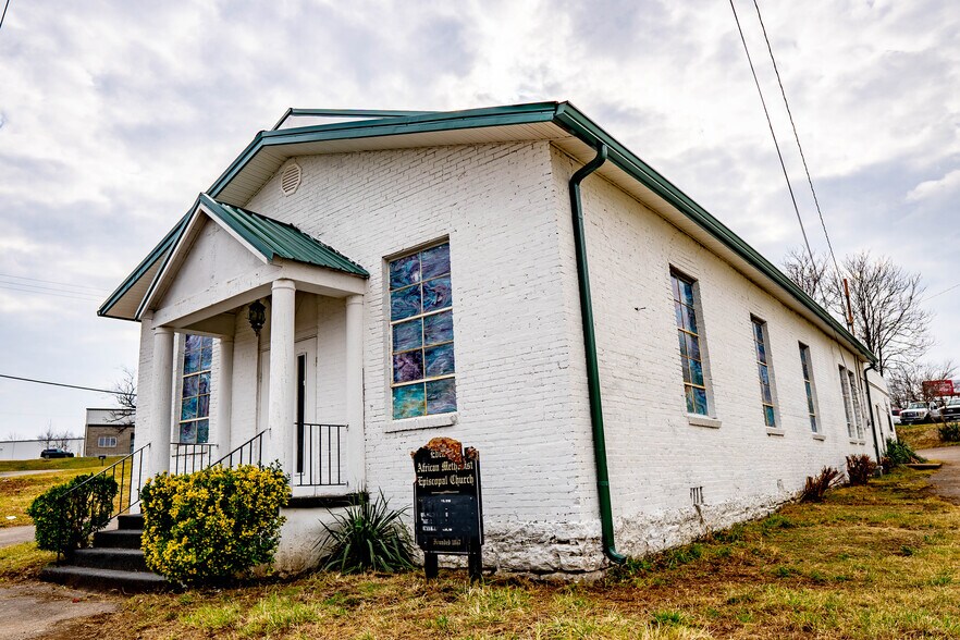 More Photos Of 1109 Elm Hill Pike, Nashville Religious Facility For Sale