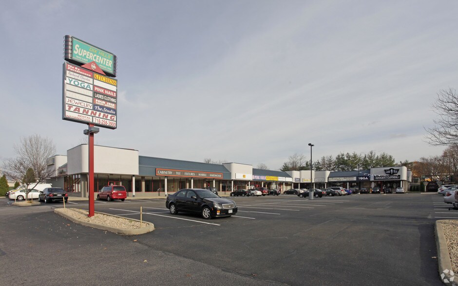 More Photos Of 1842 E Jericho Tpke, Huntington Station Unknown For Lease