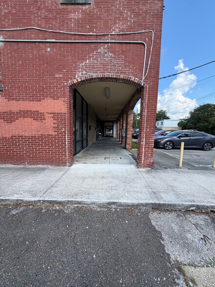 More Photos Of 157 E 8th St, Jacksonville Storefront Retail Residential For Sale