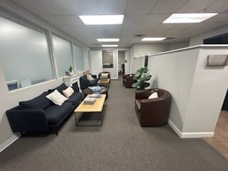 More Photos Of 2233 E Fort King St, Ocala Office For Lease