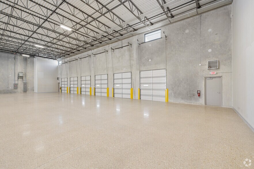 More Photos Of 19150 Marketplace Ave, Kyle Manufacturing For Lease