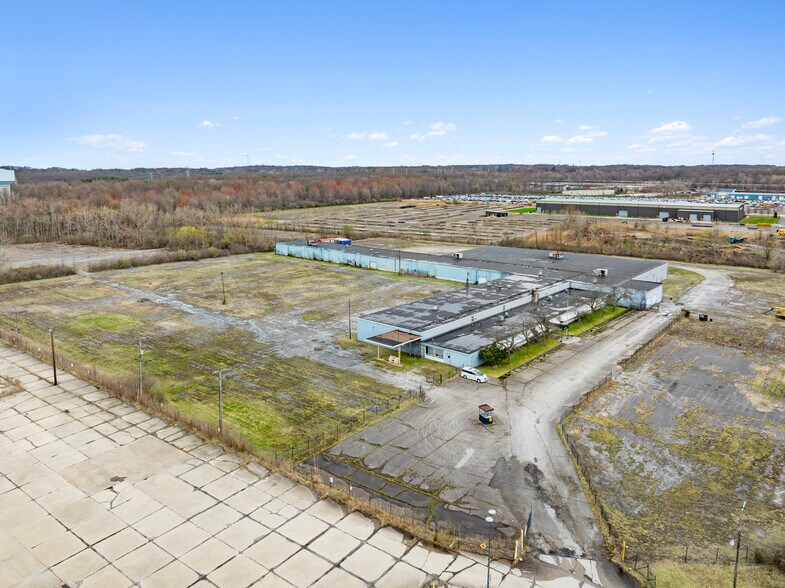 Primary Photo Of 7451 Terminal Dr, Lorain Truck Terminal For Sale