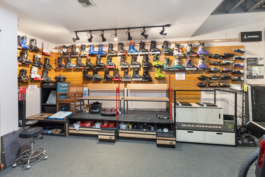 More Photos Of 442 Lincoln Ave, Steamboat Springs Flex For Sale