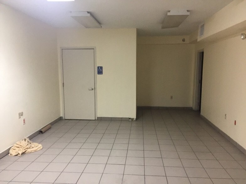 More Photos Of 2005 NW 110th Ave, Miami Warehouse For Lease