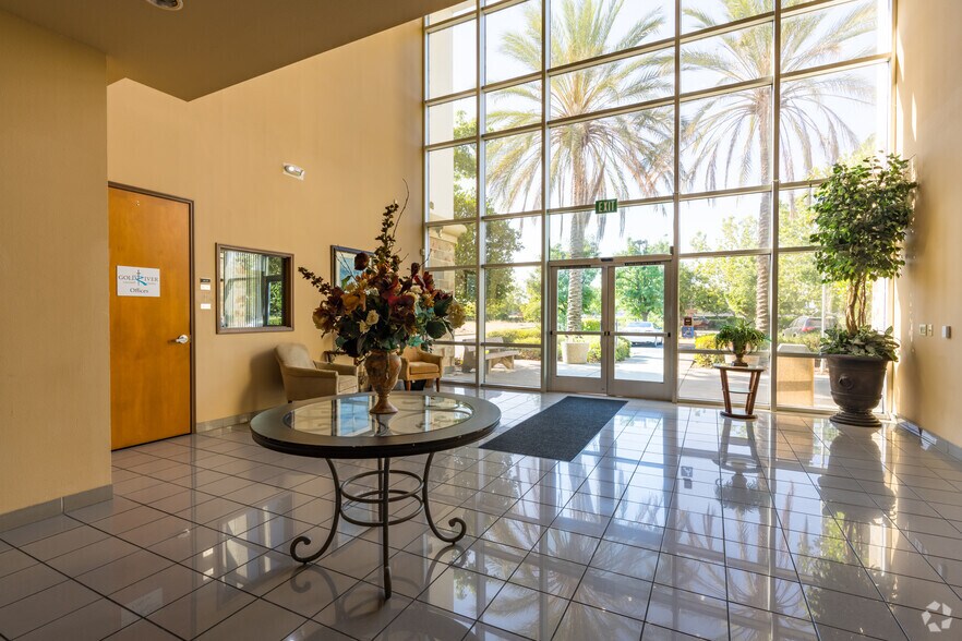More Photos Of 2440 Gold River Rd, Rancho Cordova Office For Sale
