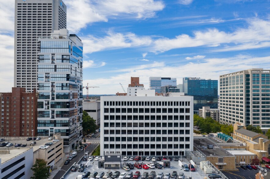 More Photos Of 715 Peachtree St NE, Atlanta Office For Lease