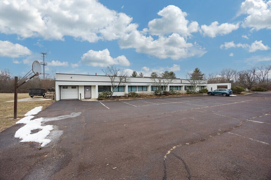 More Photos Of 220 Stahl Rd, Harleysville Research And Development For Sale