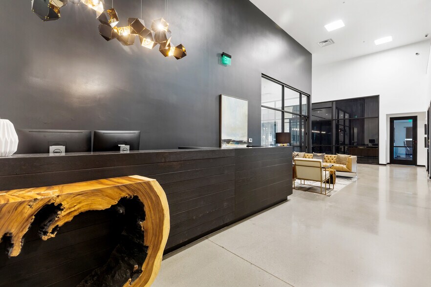 More Photos Of 1278-1296 Sandhill Rd, Orem Office For Sale