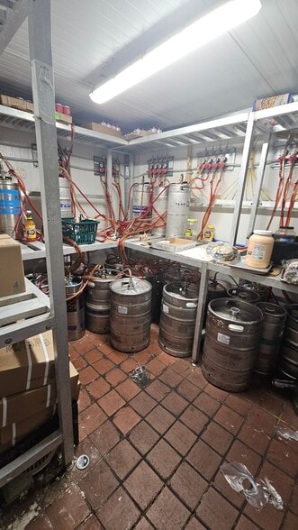 More Photos Of 614 Lake Ave, Lake Worth Restaurant For Sale
