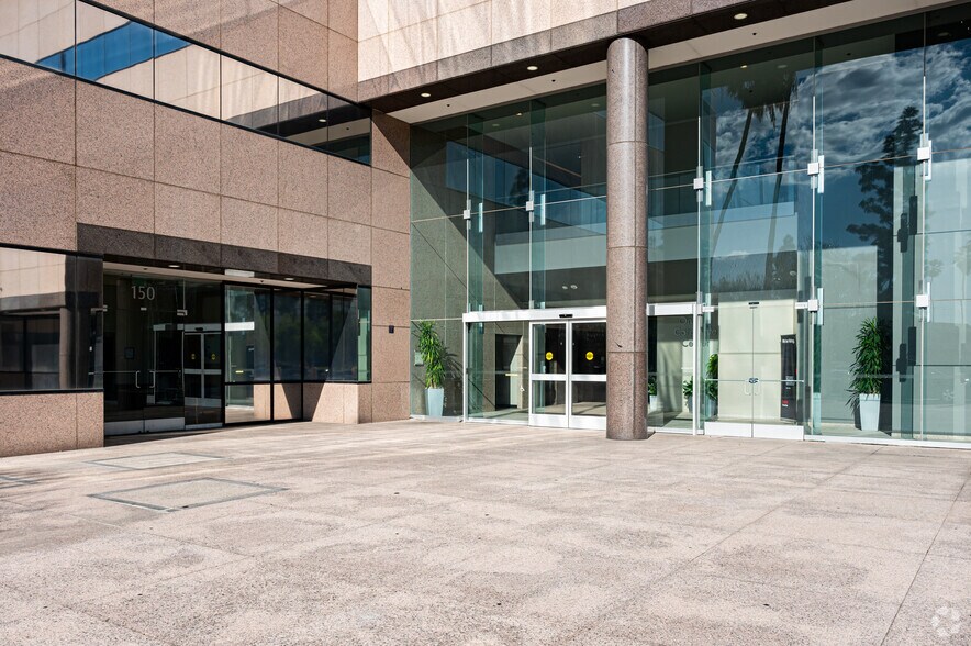 More Photos Of 430 N Vineyard Ave, Ontario Office For Lease