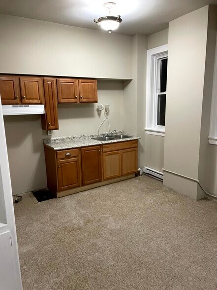 More Photos Of 205 1st St NW, Hampton Apartments For Sale