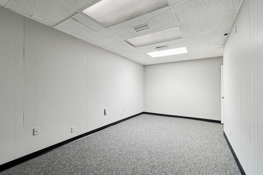 More Photos Of 715 McDuff Ave N, Jacksonville Storefront Retail Residential For Sale